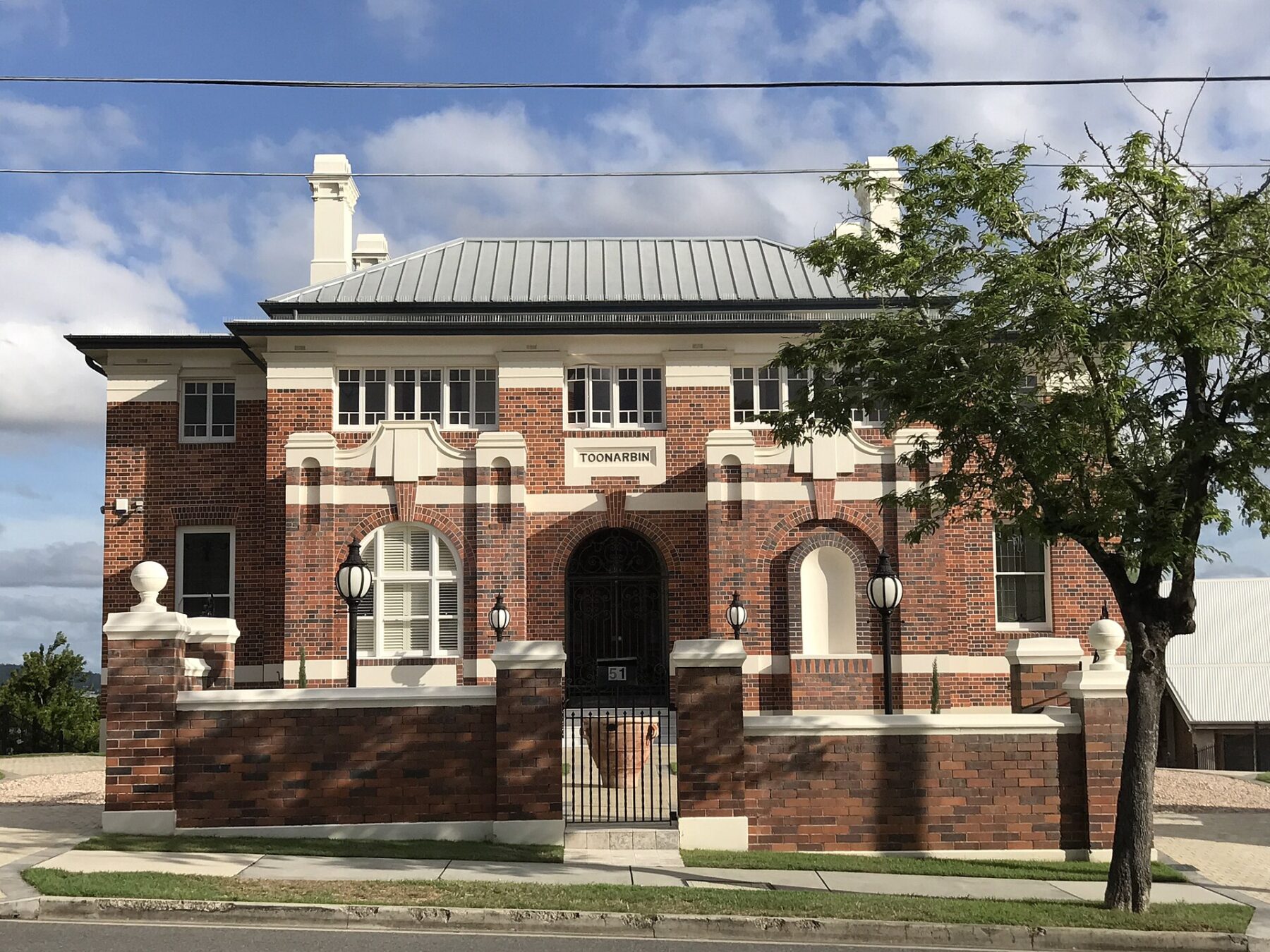 Chemist2U delivery to Highgate Hill QLD